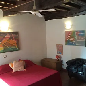 https://portico-dottavia-the-ancient-rome.it-romehotels.com