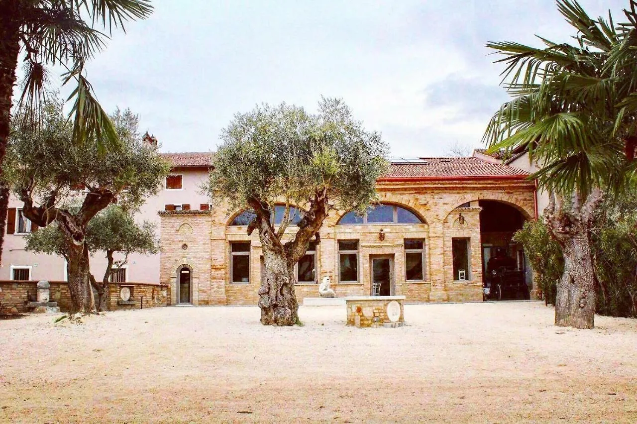 מונטיקיארי Agriturismo Le Fontanelle Da Valente