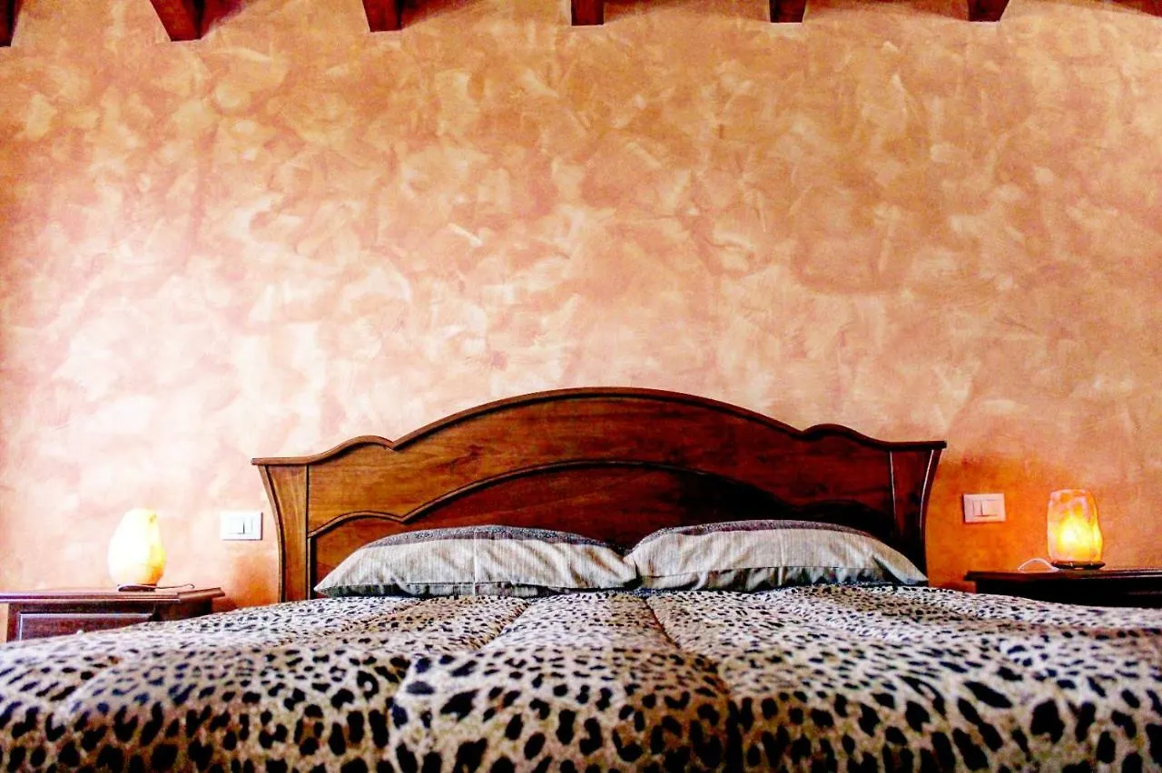 מונטיקיארי Agriturismo Le Fontanelle Da Valente 0*,  איטליה